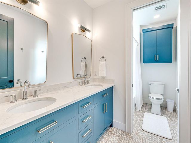 70 Hill Street, Carlton Landing, OK 74432