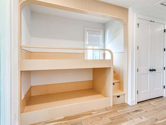 70 Hill Street, Carlton Landing, OK 74432