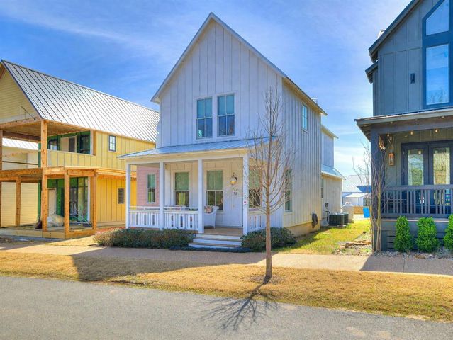 70 Hill Street, Carlton Landing, OK 74432