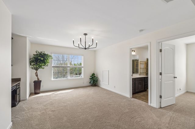 1064 Riverwood Village, Hermitage, TN 37076