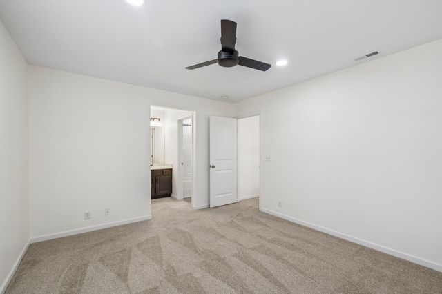 1064 Riverwood Village, Hermitage, TN 37076