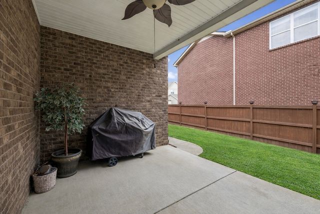 1064 Riverwood Village, Hermitage, TN 37076