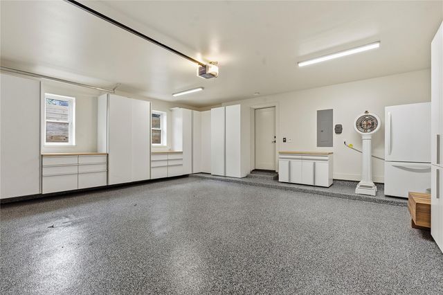 901 Theresa Ave, Austin, TX 78703