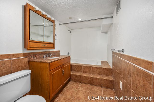 1130 Sibley Street NW, Grand Rapids, MI 49504