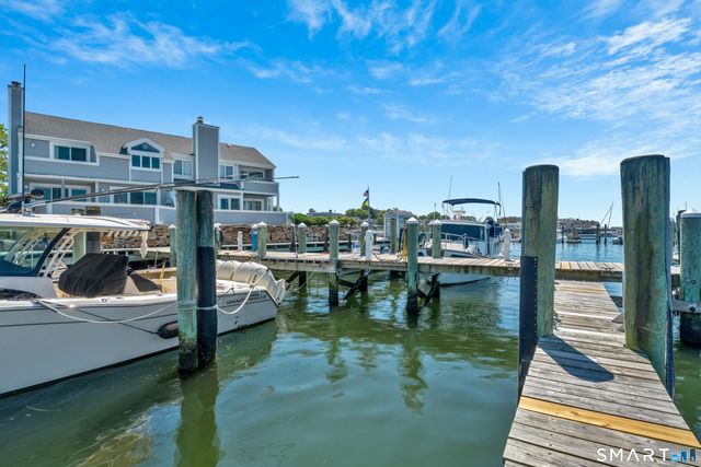 4 Northwest Street B3, Stonington, CT 06378