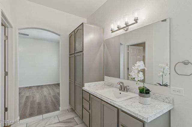 231 S CLUBHOUSE Lane, Sierra Vista, AZ 85635