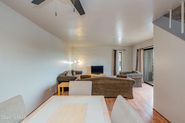 911 N Euclid Ave Unit 207, Tucson, AZ 85719