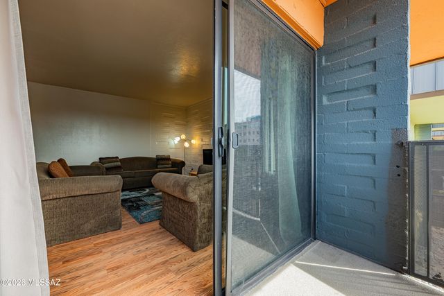 911 N Euclid Ave Unit 207, Tucson, AZ 85719