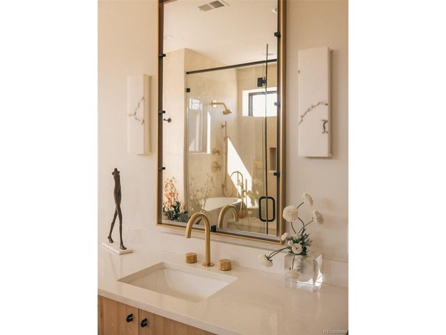 1130 S Cook St, Denver, CO 80210