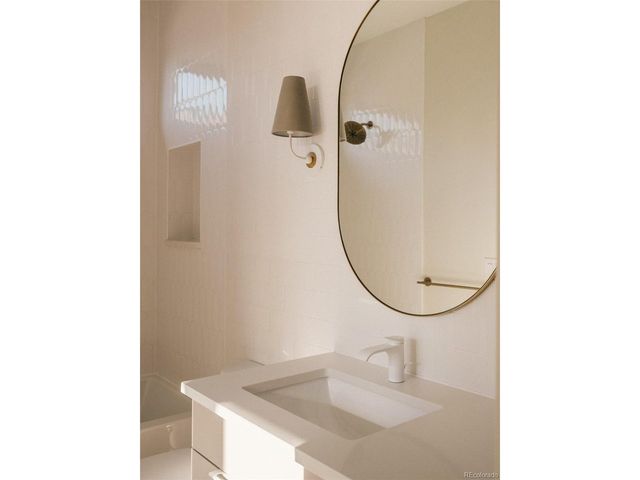 1130 S Cook St, Denver, CO 80210