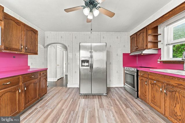 741 S EAST AVE, Vineland, NJ 08360