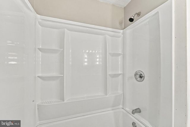 741 S EAST AVE, Vineland, NJ 08360
