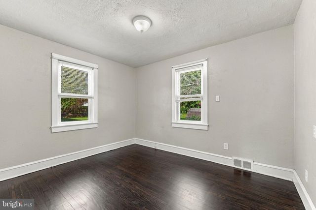 741 S EAST AVE, Vineland, NJ 08360