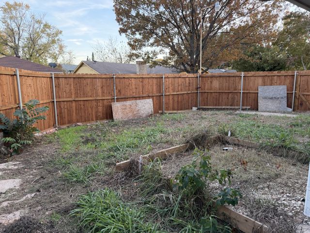 318 Doral Place, Garland, TX 75043