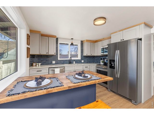 21 Rutherford Ave, Johnstown, CO 80534