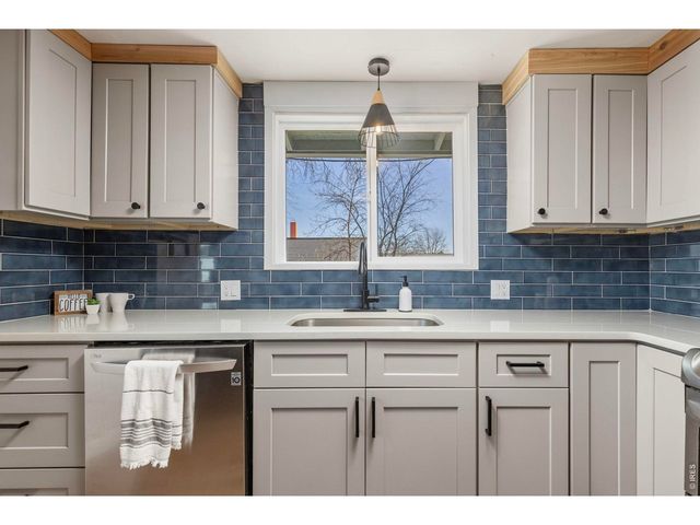 21 Rutherford Ave, Johnstown, CO 80534