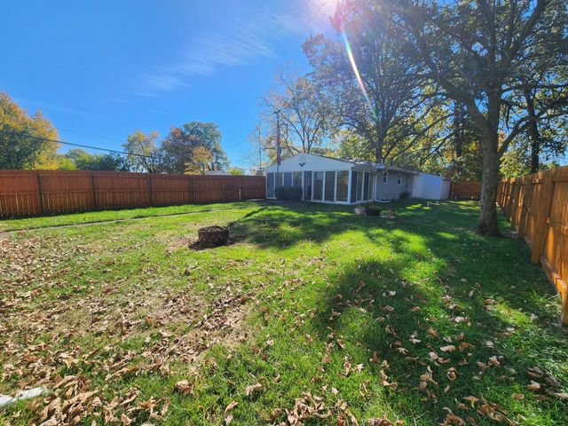 2485 Lois Drive, Grove City, OH 43123