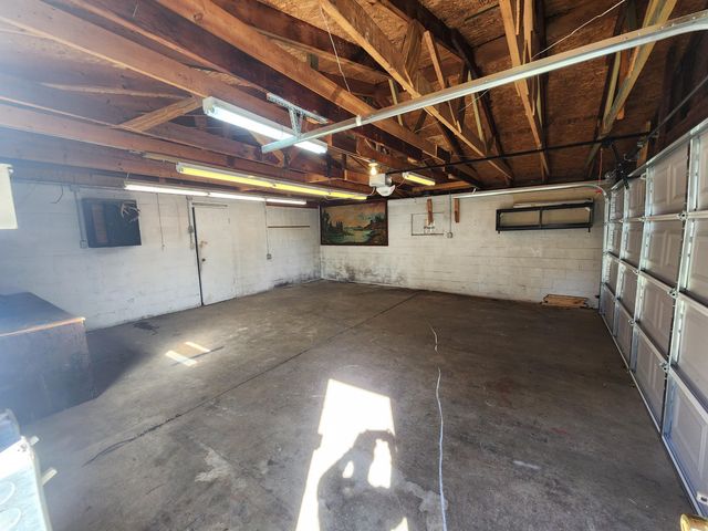 2485 Lois Drive, Grove City, OH 43123