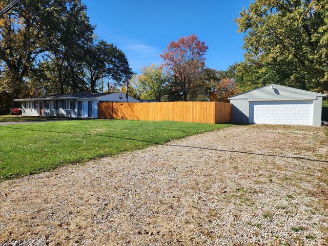 2485 Lois Drive, Grove City, OH 43123
