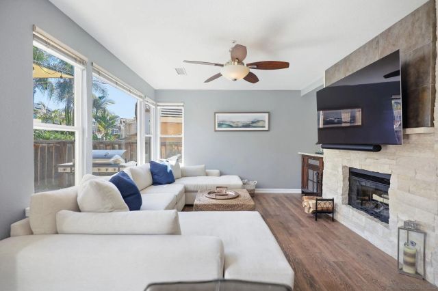 2471 Bear Rock Glen, Escondido, CA 92026