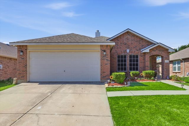 4524 Hounds Tail Lane, Fort Worth, TX 76244