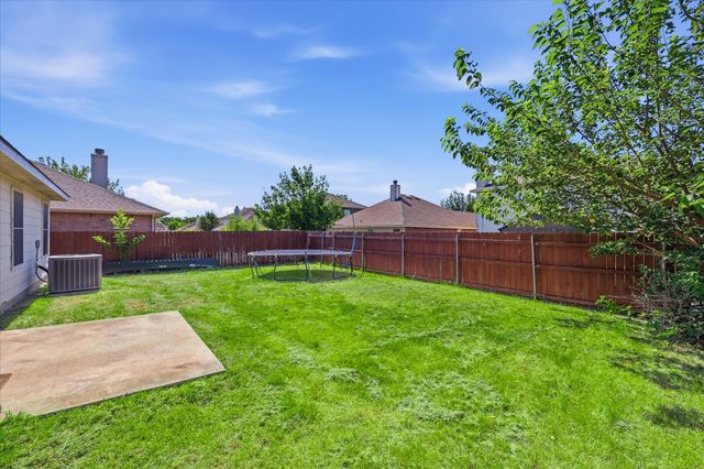 4524 Hounds Tail Lane, Fort Worth, TX 76244