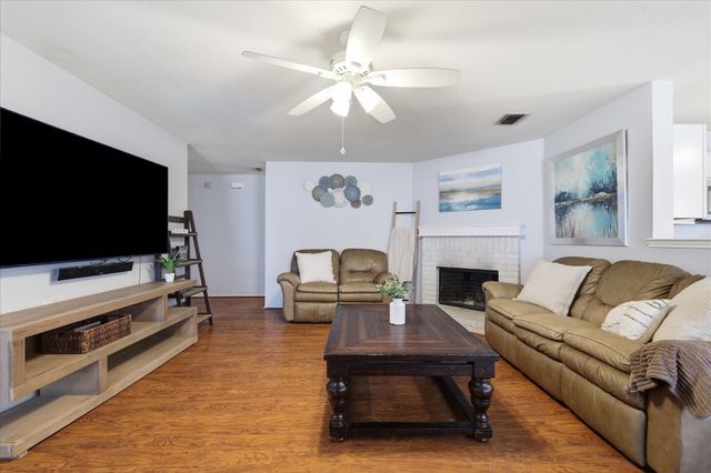4524 Hounds Tail Lane, Fort Worth, TX 76244