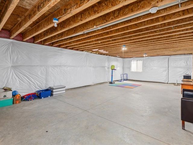 211 Rellim Drive, Norwalk, IA 50211