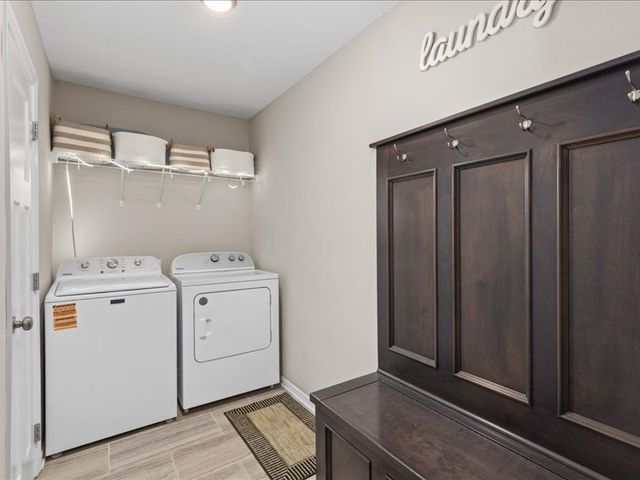 211 Rellim Drive, Norwalk, IA 50211