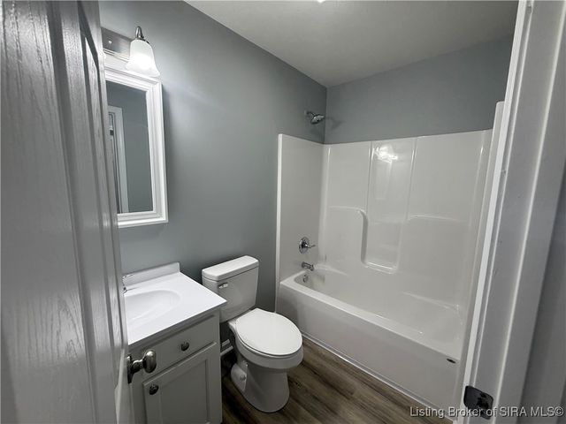 202 E Walnut Street, Crothersville, IN 47229