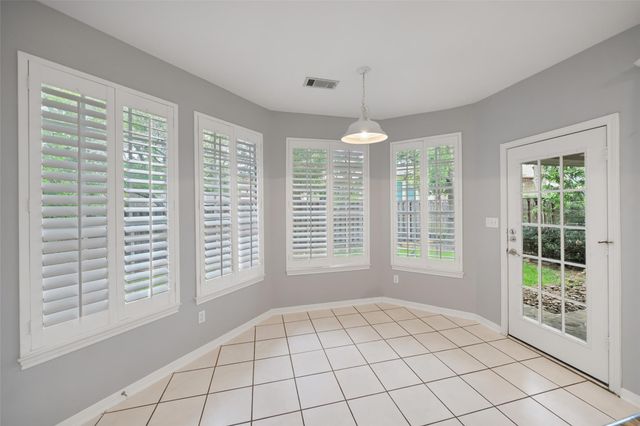 118 Wick Willow Drive, Montgomery, TX 77356