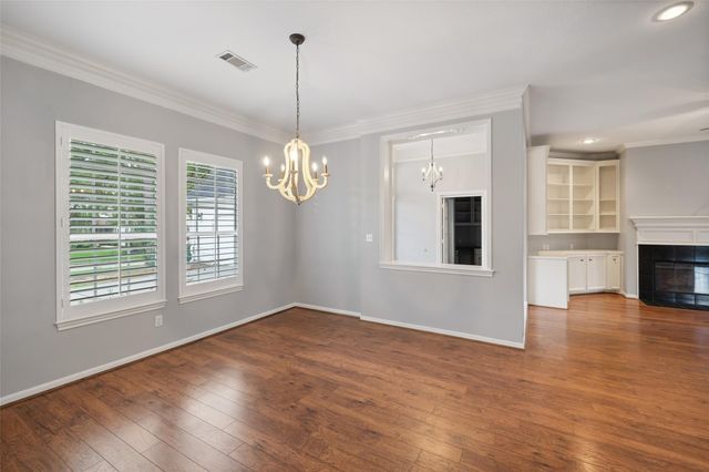 118 Wick Willow Drive, Montgomery, TX 77356
