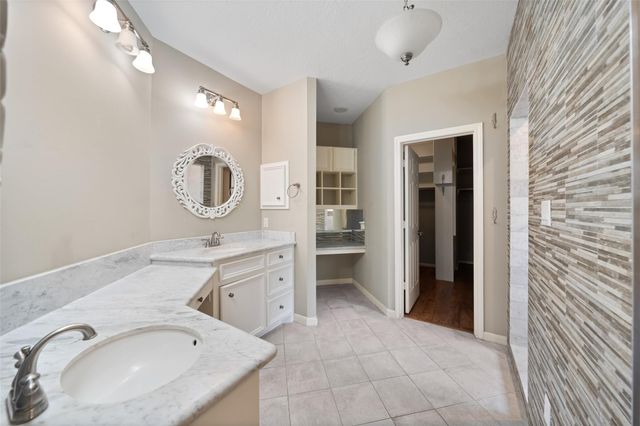 118 Wick Willow Drive, Montgomery, TX 77356