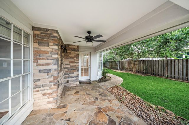 118 Wick Willow Drive, Montgomery, TX 77356