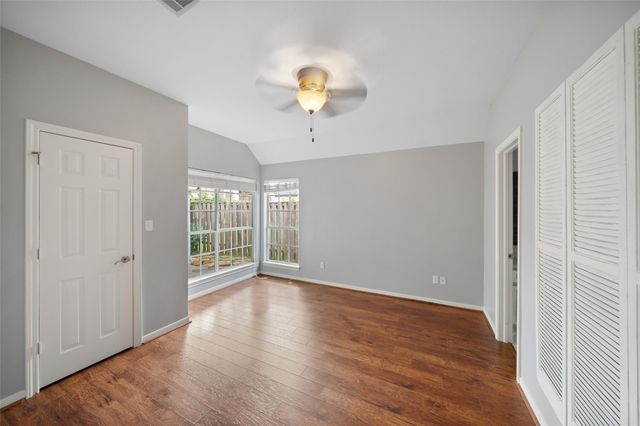118 Wick Willow Drive, Montgomery, TX 77356