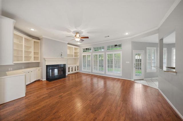 118 Wick Willow Drive, Montgomery, TX 77356