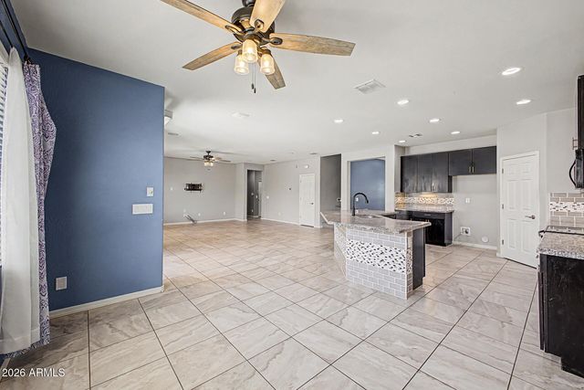 18521 W TURQUOISE Avenue, Waddell, AZ 85355