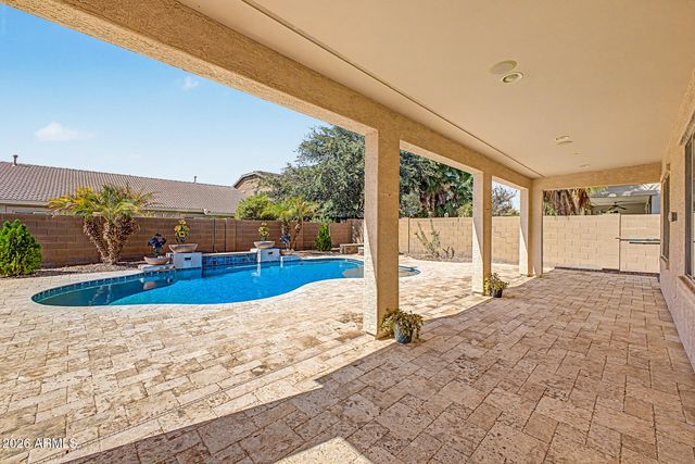 18521 W TURQUOISE Avenue, Waddell, AZ 85355