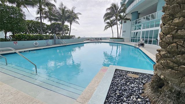 1900 N Bayshore Dr 3717, Miami, FL 33132