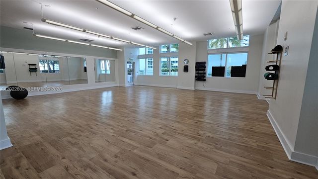 1900 N Bayshore Dr 3717, Miami, FL 33132