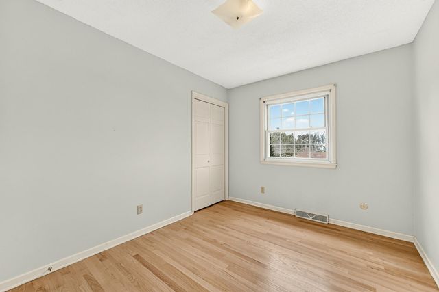 1009 19th Street NE, Rochester, MN 55906