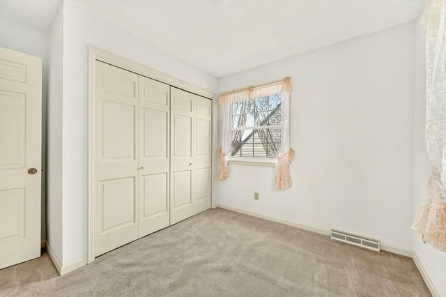 1009 19th Street NE, Rochester, MN 55906