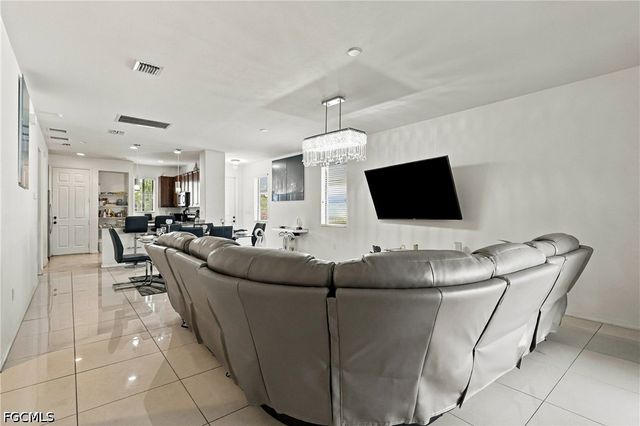 5073 Arancia LN, Ave Maria, FL 34142
