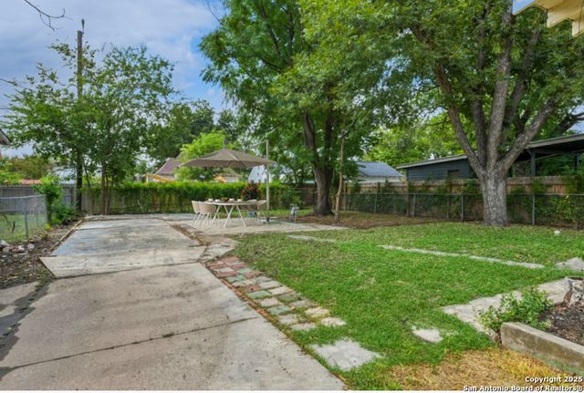 1932 W HUISACHE AVE, San Antonio, TX 78201