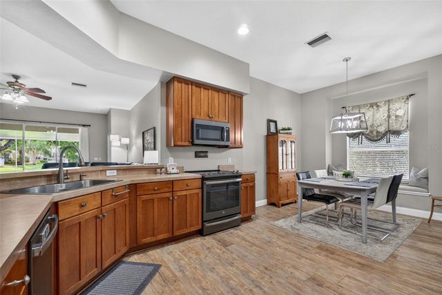 5017 TORREY HILLS LANE, Lutz, FL 33558