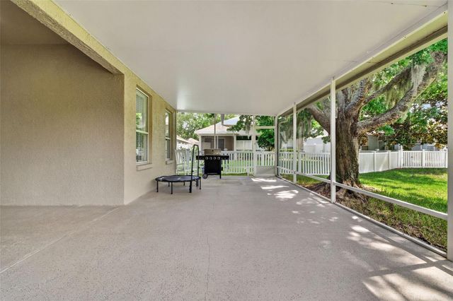 5017 TORREY HILLS LANE, Lutz, FL 33558