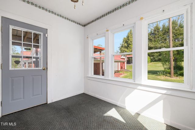 153 Forest Avenue, Pennington Gap, VA 24277