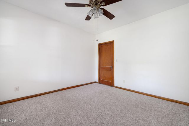 153 Forest Avenue, Pennington Gap, VA 24277