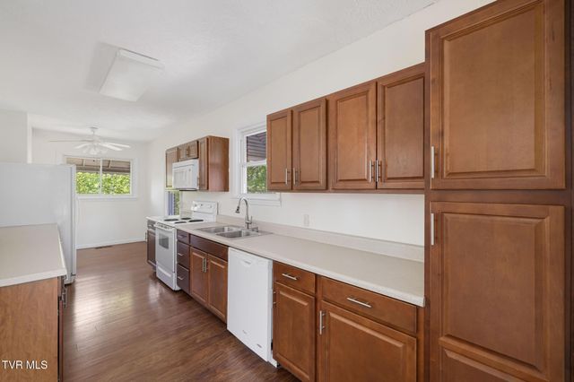 153 Forest Avenue, Pennington Gap, VA 24277
