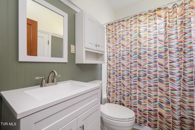 153 Forest Avenue, Pennington Gap, VA 24277